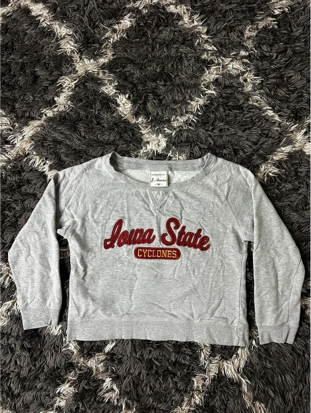 J America Iowa State Cyclones Sweatshirt Womens Medium M Gray Wide Neck Pullover
